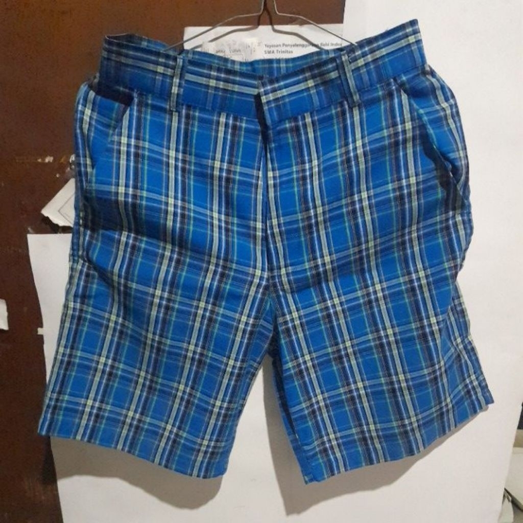 (BAJU PRELOVED/PERNAH PAKAI) Seragam celana siswa SMPK 1 BPK PENABUR BANDUNG