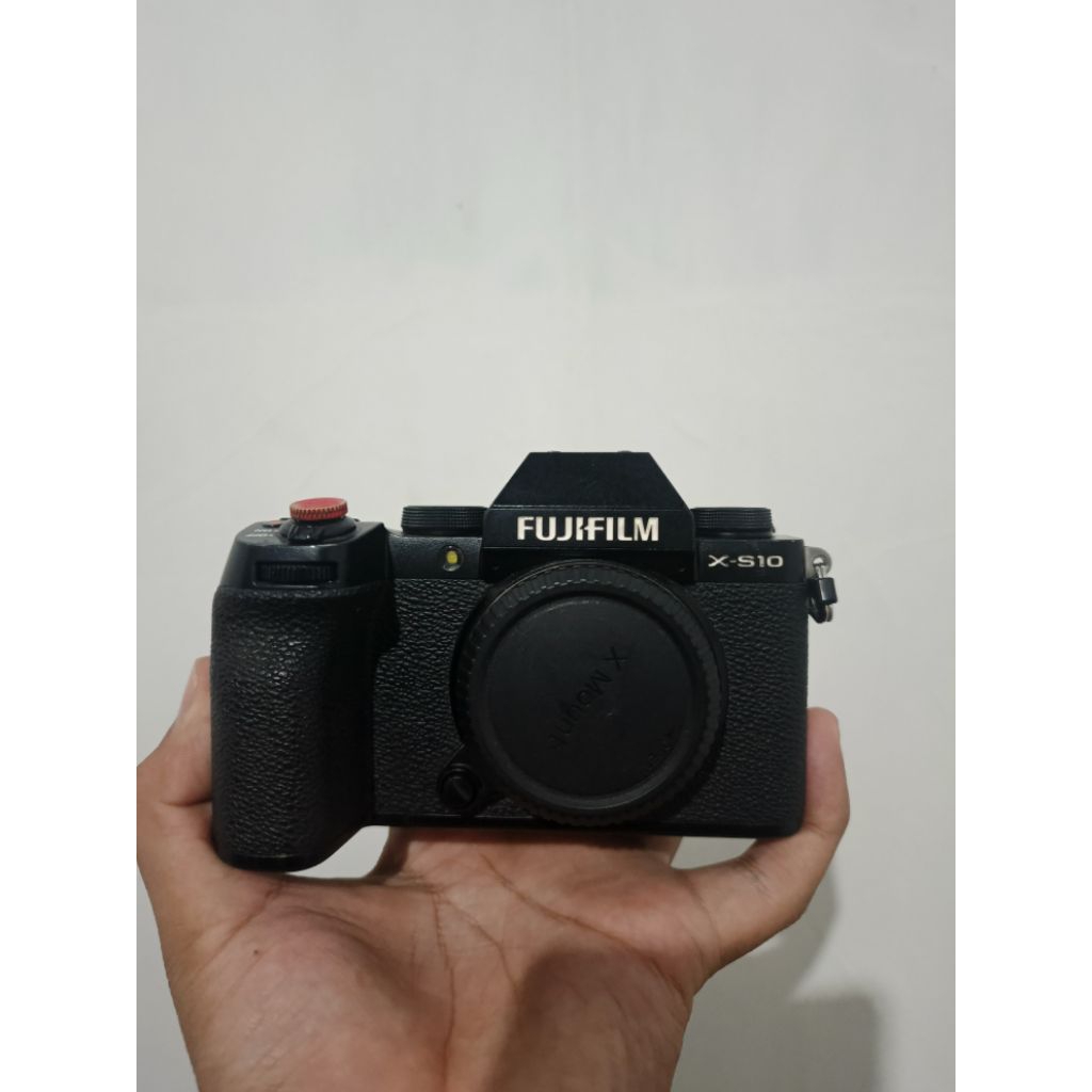 Fujifilm X-S10