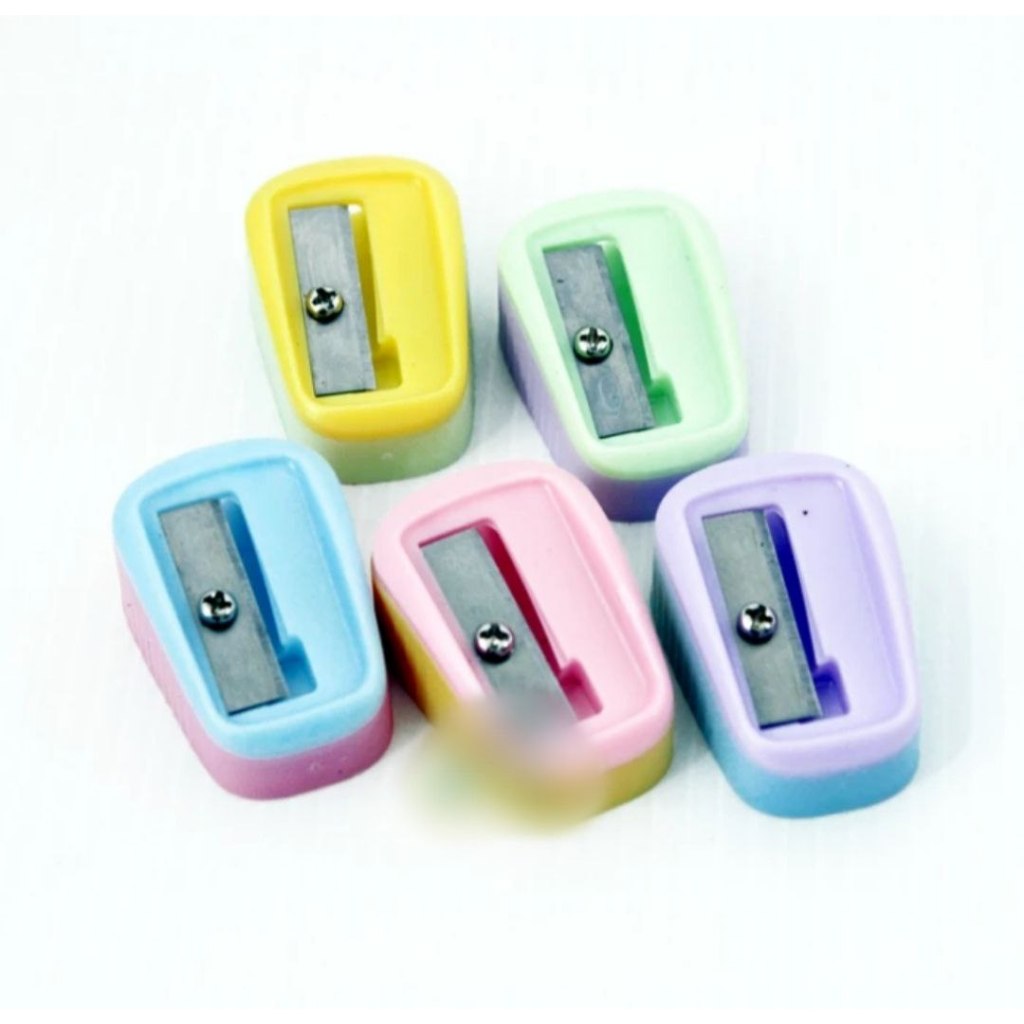 

Rautan kenko Ukuran : 4 x 2.7cm lucu. tajam. varian warna - pink