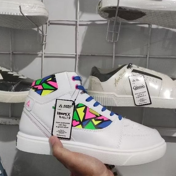 (ORIGINAL) Aerostreet Hoops Volt White Low High