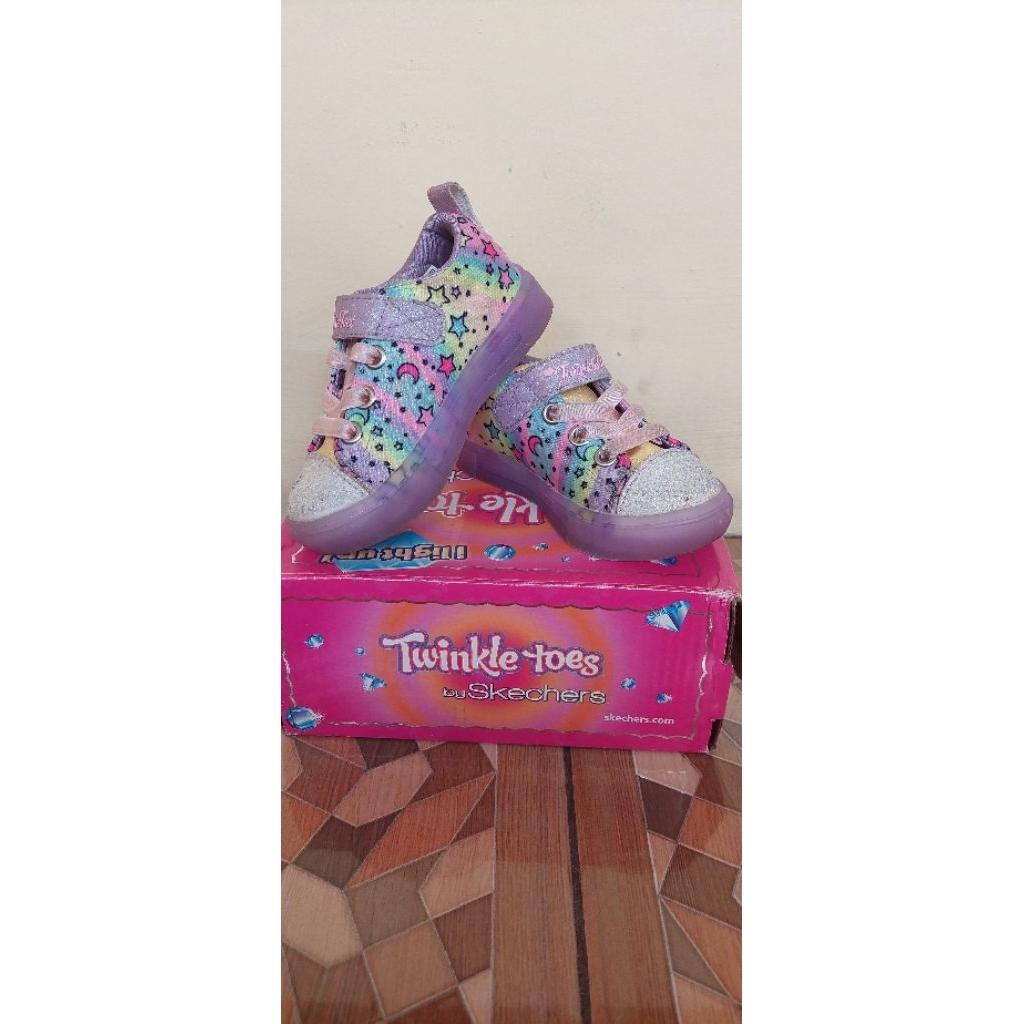 Sepatu anak Skechers twinkle toes