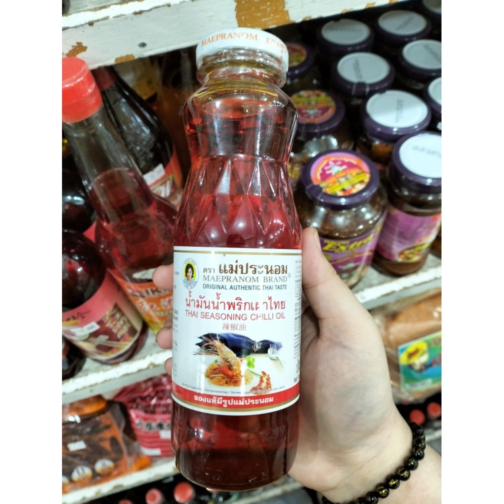 

Maepranom Thai Seasoning Chili Oil Saus Bumbu Cabe Dalam Minyak Kedelai 300ml Impor Thailand