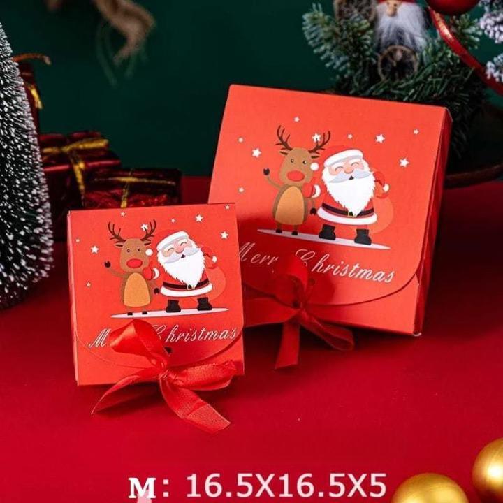 

Box Kado Natal Kotak Gift Box Hadiah Merry Christmas Ukuran 16 x 16 x 5 cm