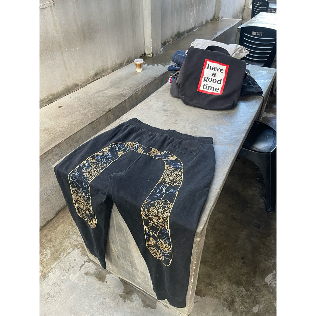 JOGGER EVISU BIG LOGO BORDIR