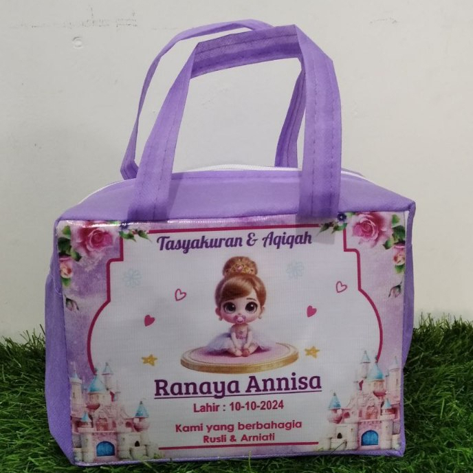 

Tas souvenir resleting / tas spunbond ulang tahun /tempat snack 20x10x15