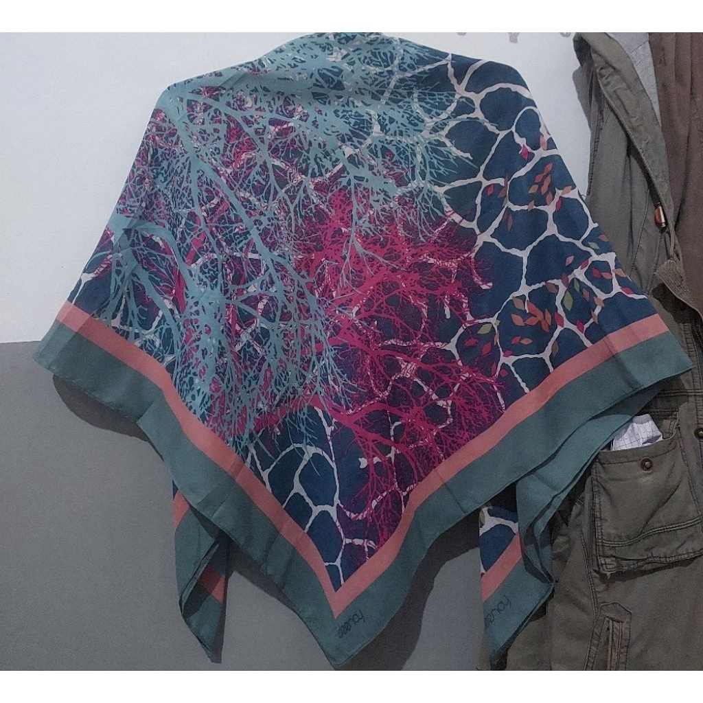 PRELOVED DEENAY ORIGINAL ,..DEENAY VOAL PRINTED,, DEENAY MOTIP ,,TERAWAT