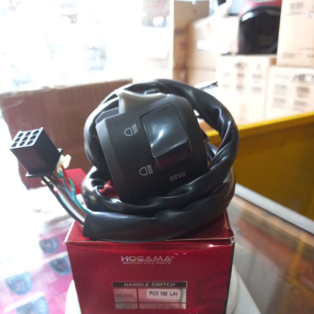 SAKLAR KIRI HOLDER KIRI PCX 150