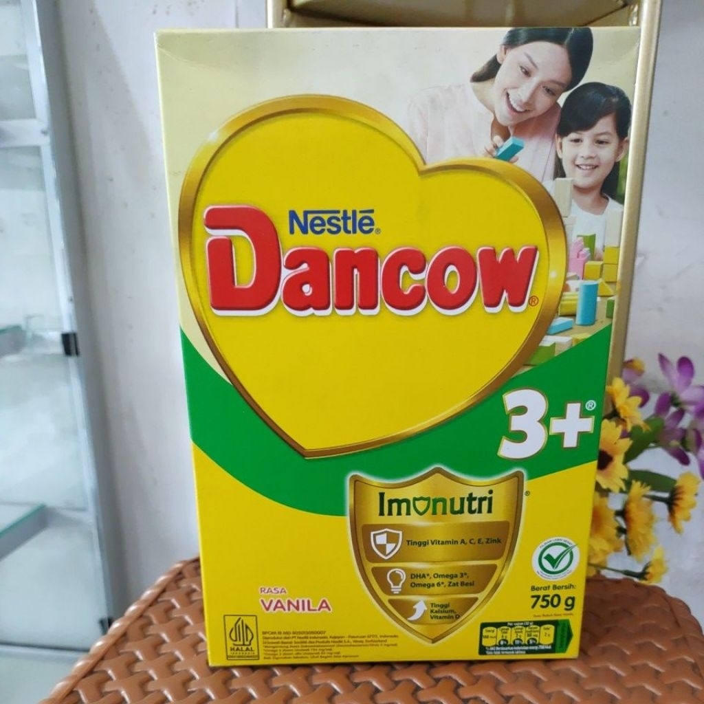 

dancow 3+vanila 750gram