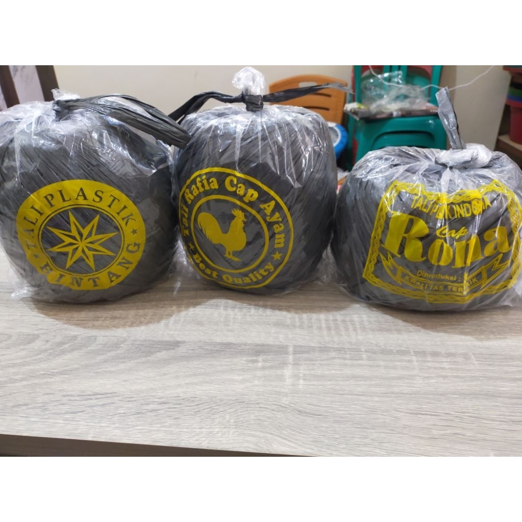 

Tali Hitam | Tali Plastik Hitam | Tali Rafia | 300gr | 500gr | 1kg