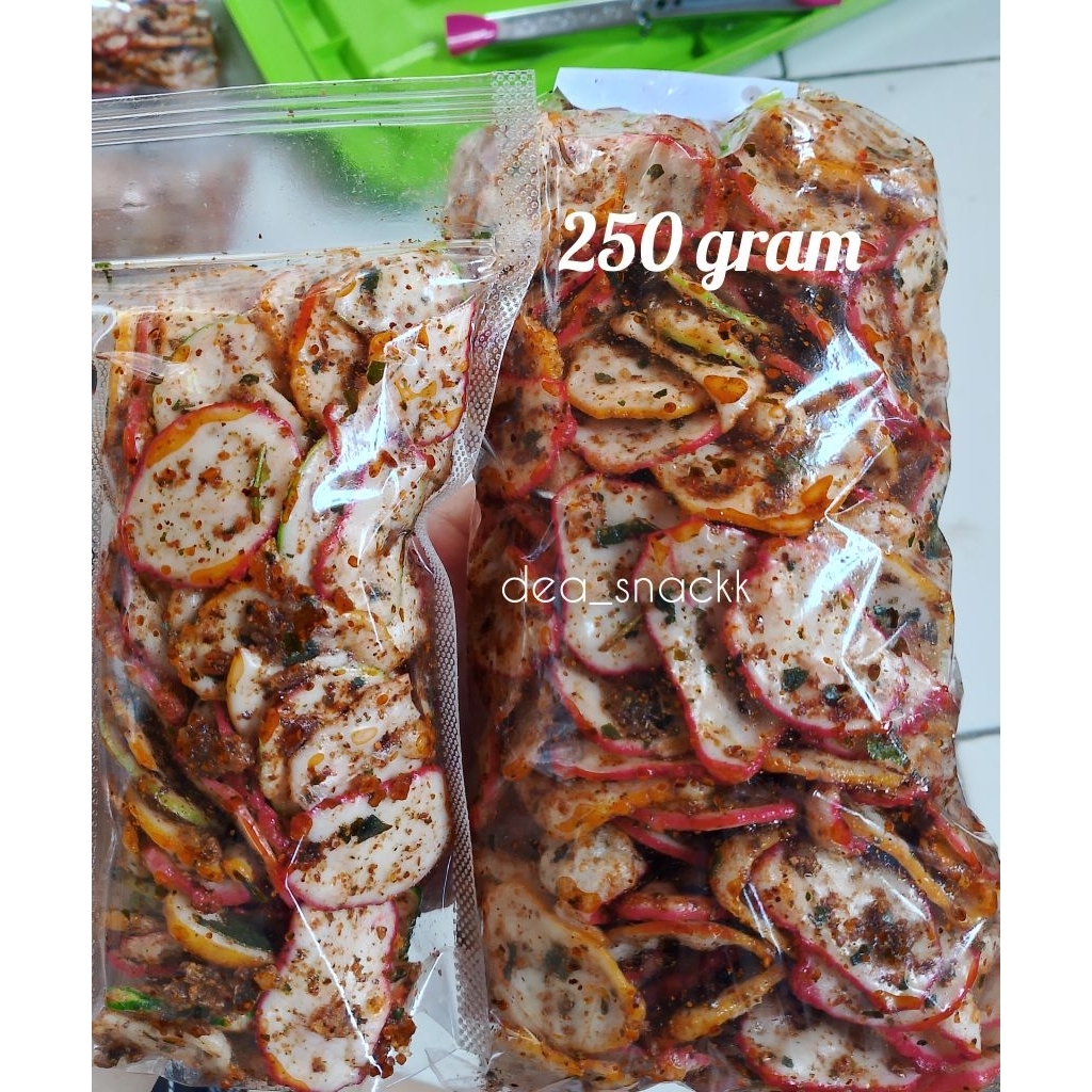 

kerupuk seblak gurihh pedas daun jeruk 250gram