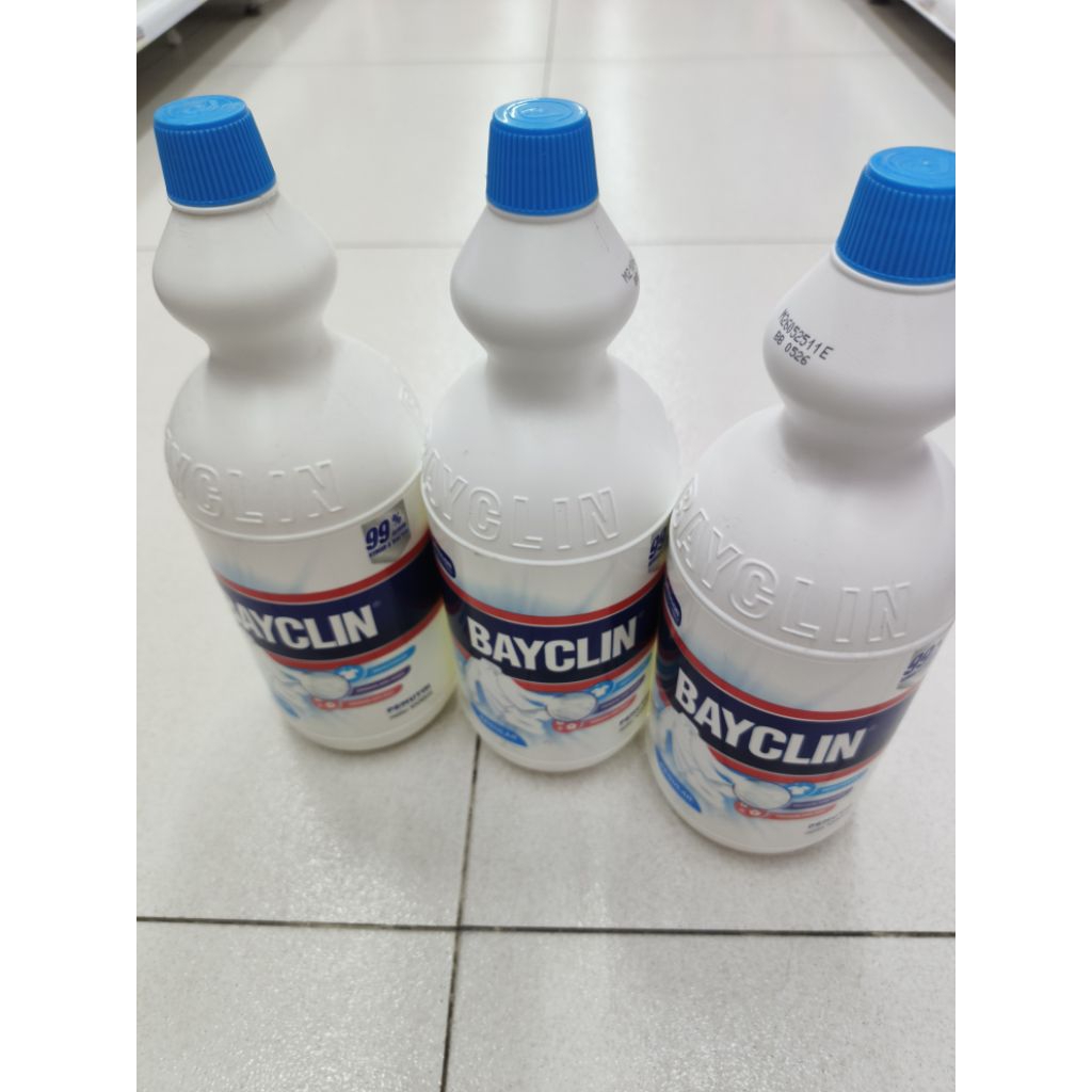 Bayclin Pemutih pakaian reguler 1Liter (3 Botol)