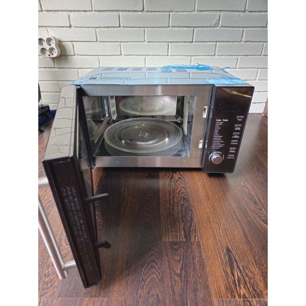Microwave Oven Verona R725C