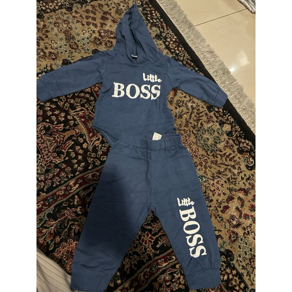 Preloved Baju baby sweater boss
