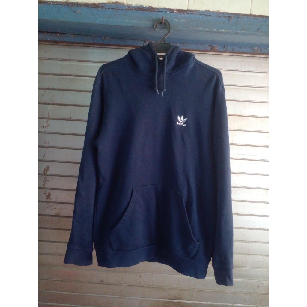 hoodie adidas essential