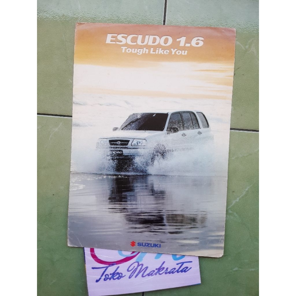 brosur iklan original mobil Suzuki ESCUDO 1.6 jadul lawas lama