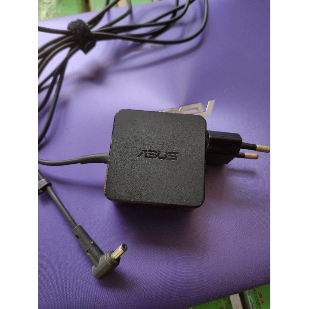 Charger Laptop Ori Bawaan Asus X453M 33watt