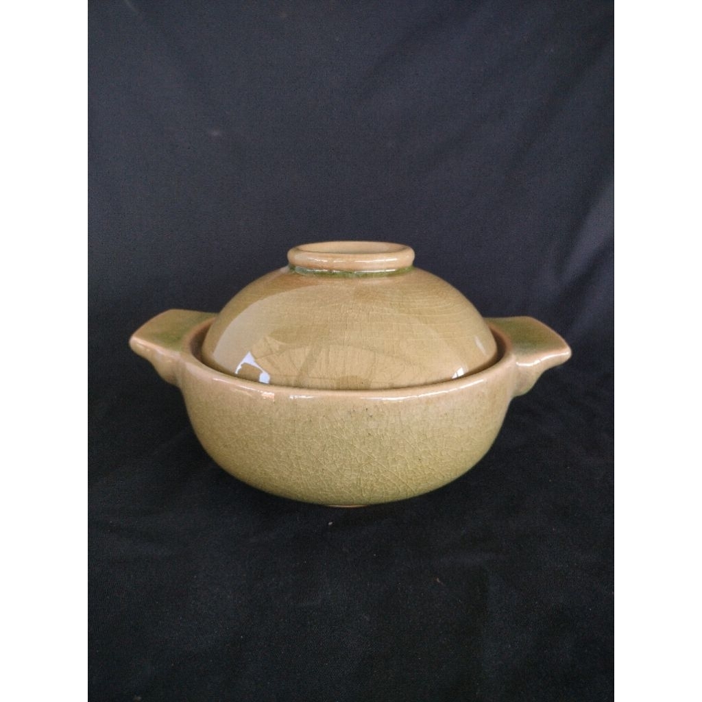 Mangkok Tutup Celadon Antik