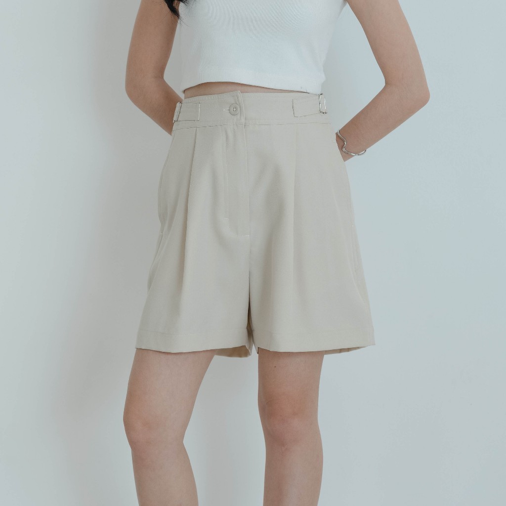 Beatrice Clothing Medan Lany Shorts - Celana Pendek Wanita