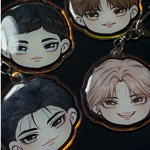 Jinx Manhwa Keychain Holo Iridescent Epoxy