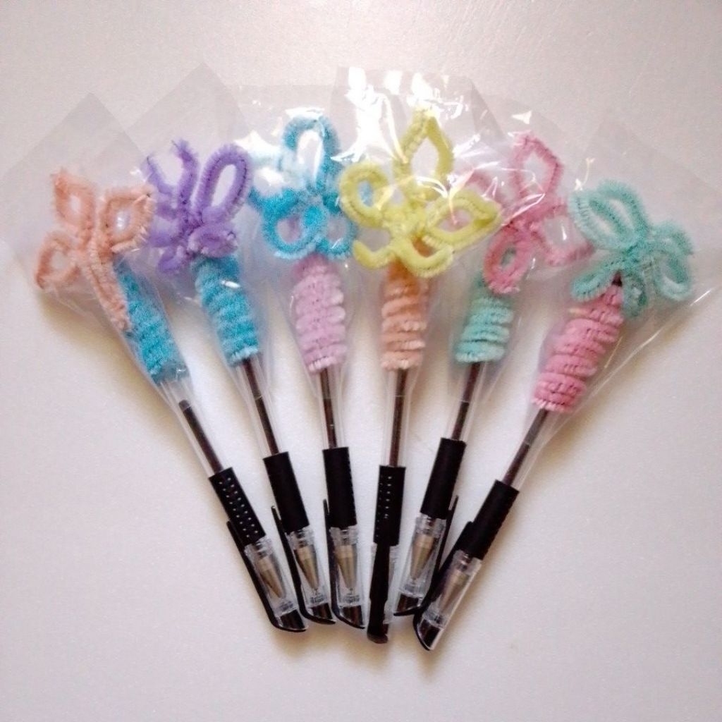 

Pulpen / Pena / Pulpen Keychain / Kawat Bulu / Pulpen Kawat Bulu / Pena Kawat Bulu / Pulpen Hias / Pena Hias / Pulpen Aksesoris / Pena Aksesoris / Pulpen Aesthetic / Pena Aesthetic