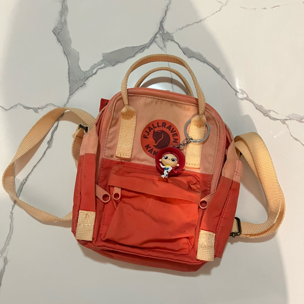 Kanken Mini Sling Bag