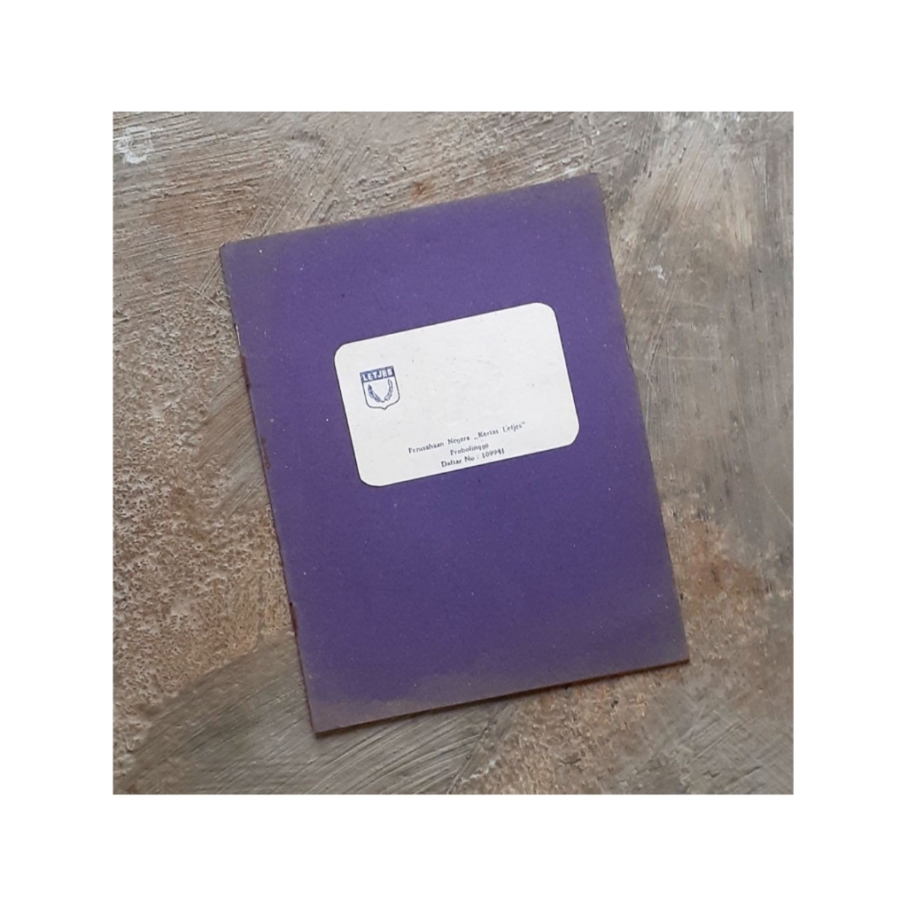 

Buku Tulis Kuno Produksi Pabrik Kertas LETJES Probolinggo