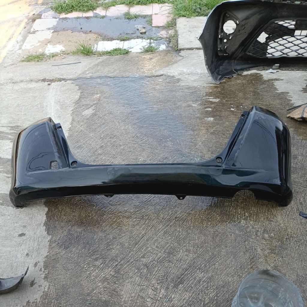 bumper bemper belakang Honda Freed original