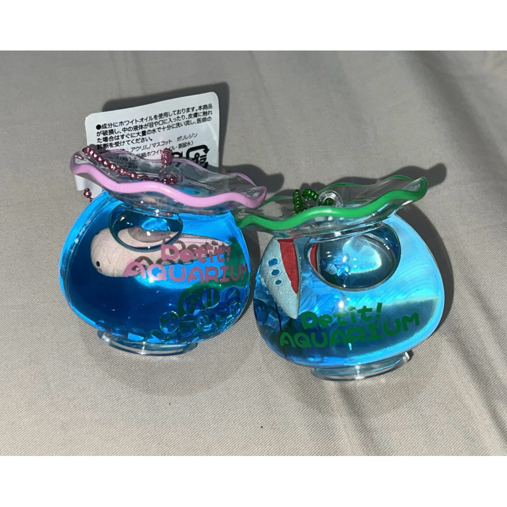 Fish Bowl Petit Aquarium Gotochi Keychain Ori Japan (Axolotl & Fish)