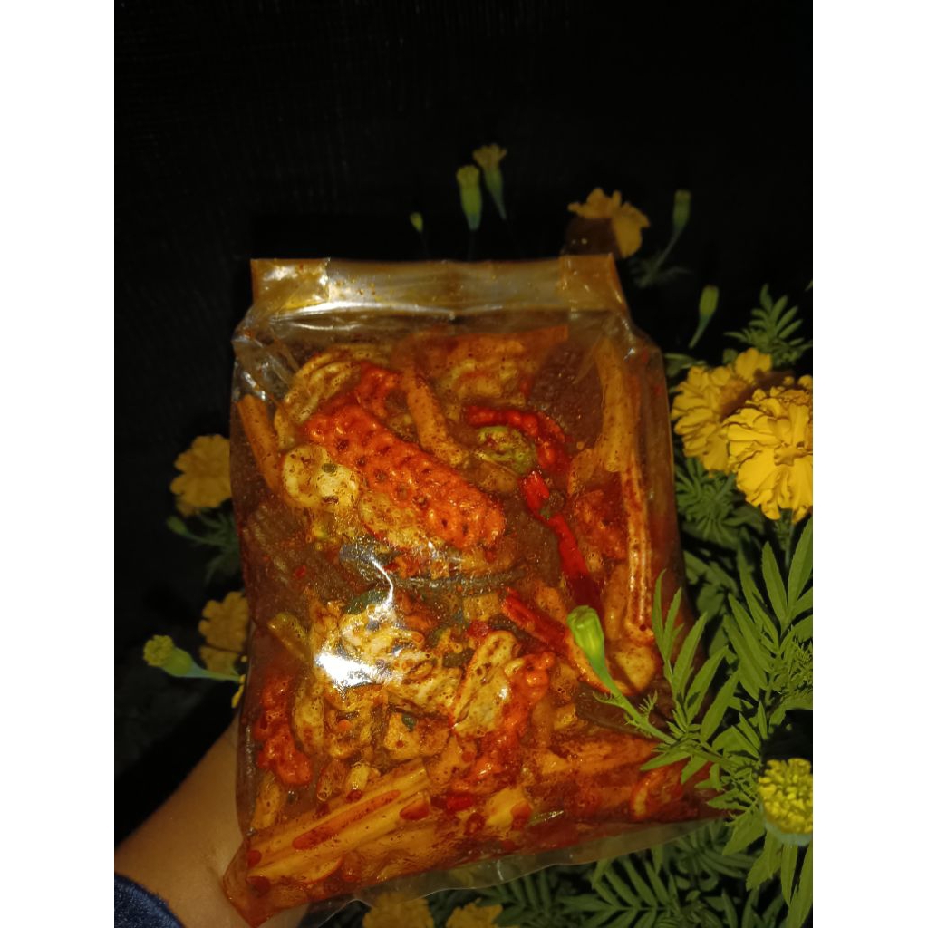 

seblak kerupuk mix.pedas.gurih.renyah