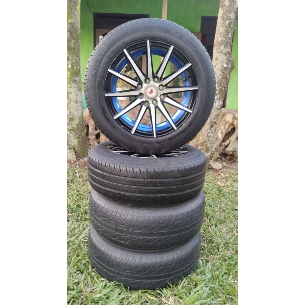 Velg variasi mobil ring 15 lebar 7 rata merk vossen. bisa buat Avanza, jazz, brio, kijang, livina
