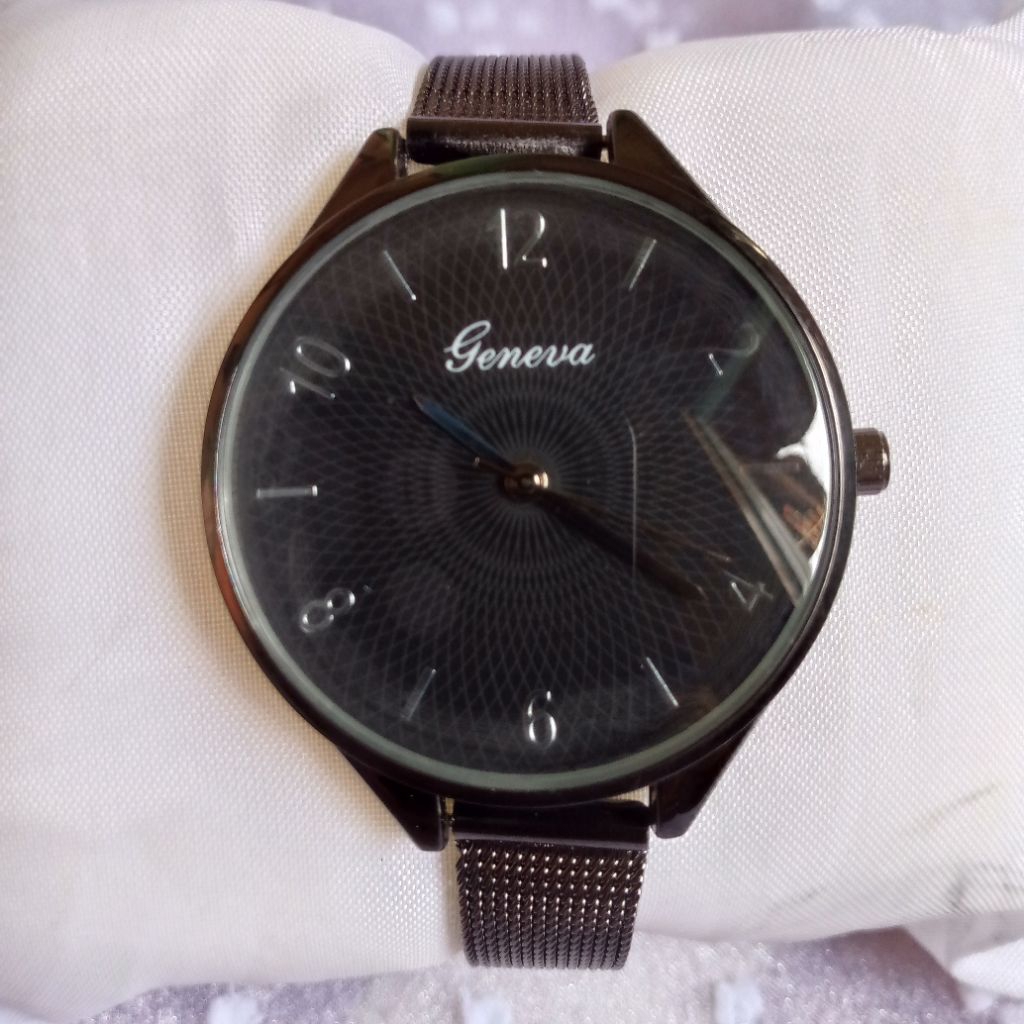 Jam Tangan Wanita Geneva