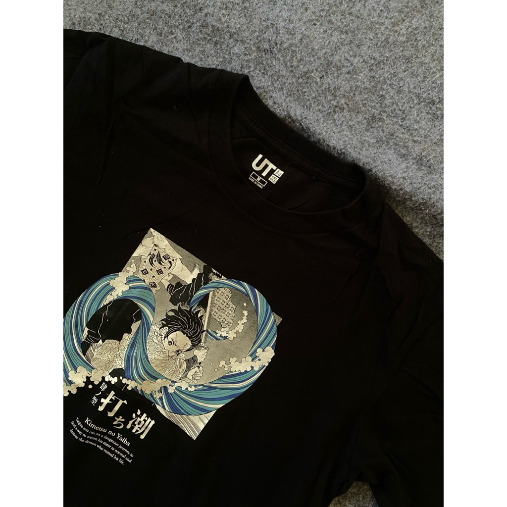 Uniqlo x kimetsu no yaiba