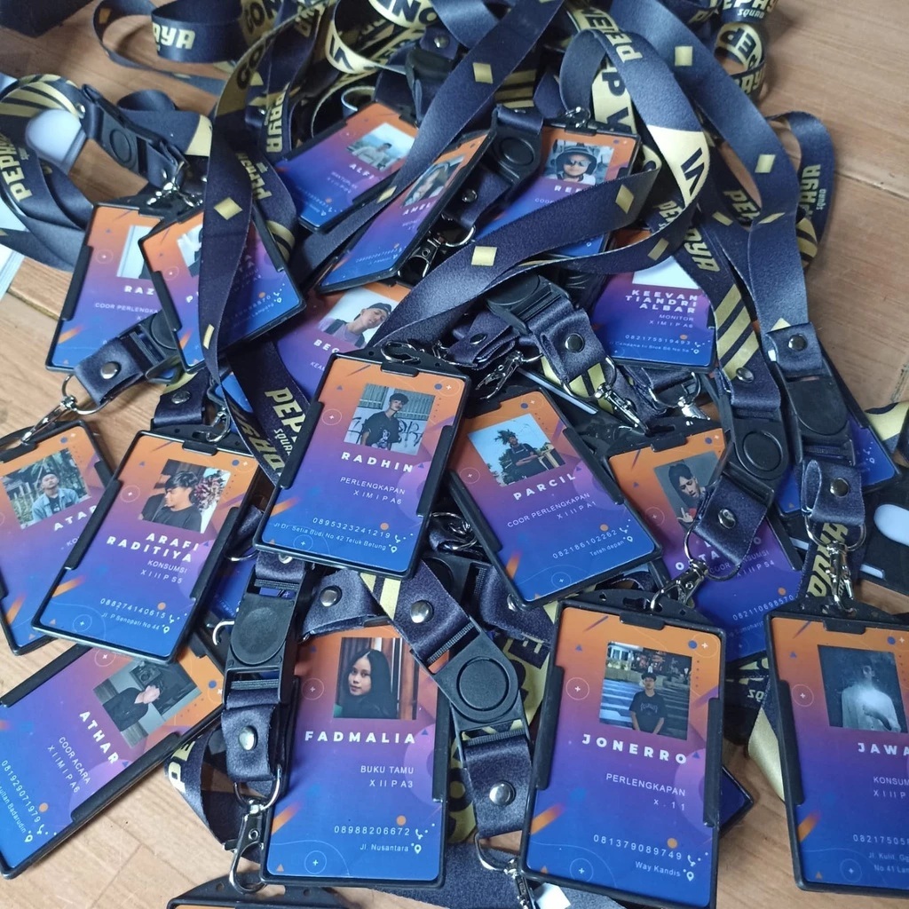 

Cetak ID Card Custom Fullset + Holder + Tali Lanyard