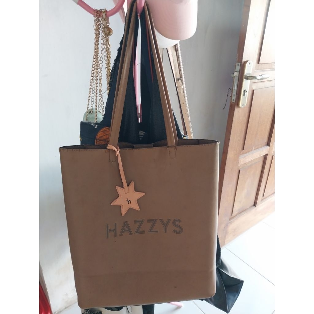 Preloved tote bag Hazzys