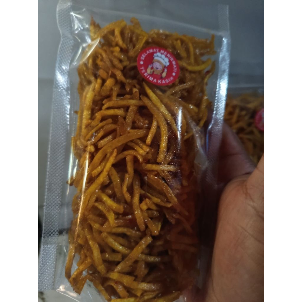 

keripik pisang bestak pedas gurih camilan khas kota cilacap