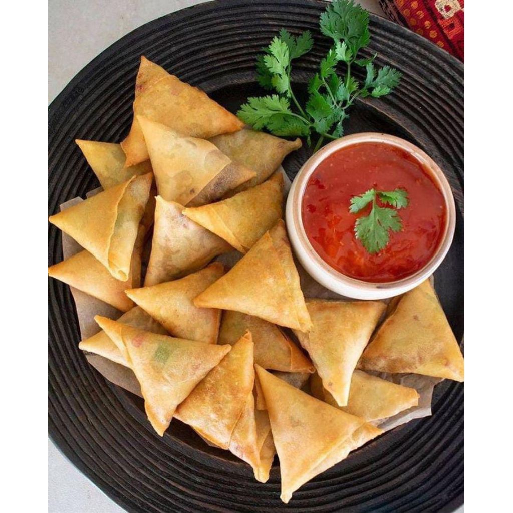 

Samosa Daging Ayam Gurih Renyah isi 10pcs