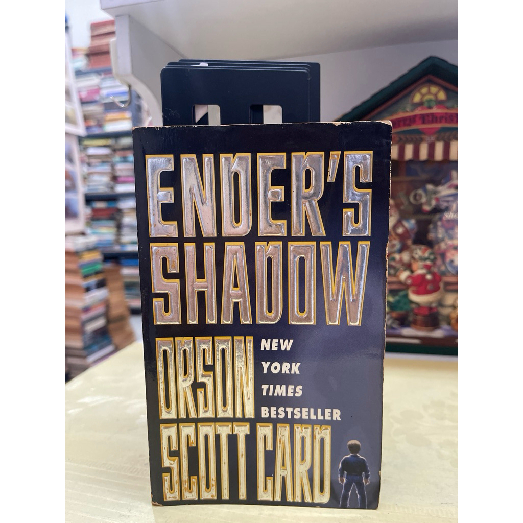 NOVEL ENDERS SHADOW ORSON SCOTT CARD