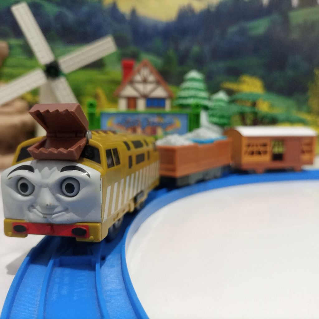 Takara Tomy Plarail - Diesel 10 (Thomas Series)