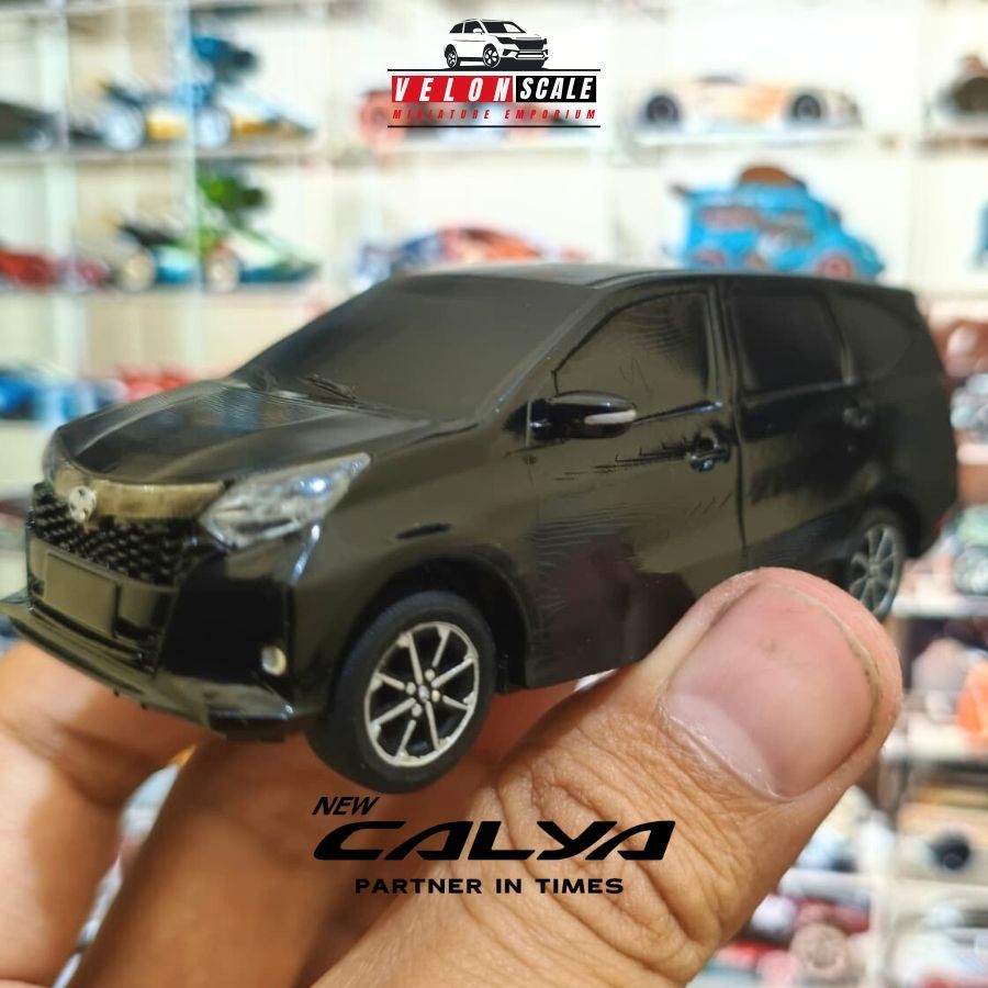 Diecast Mobil LCGC Toyota Calya 2023 Skala 1:43 Miniatur Toyota Calya 2023. Gratis Custom Platnomor
