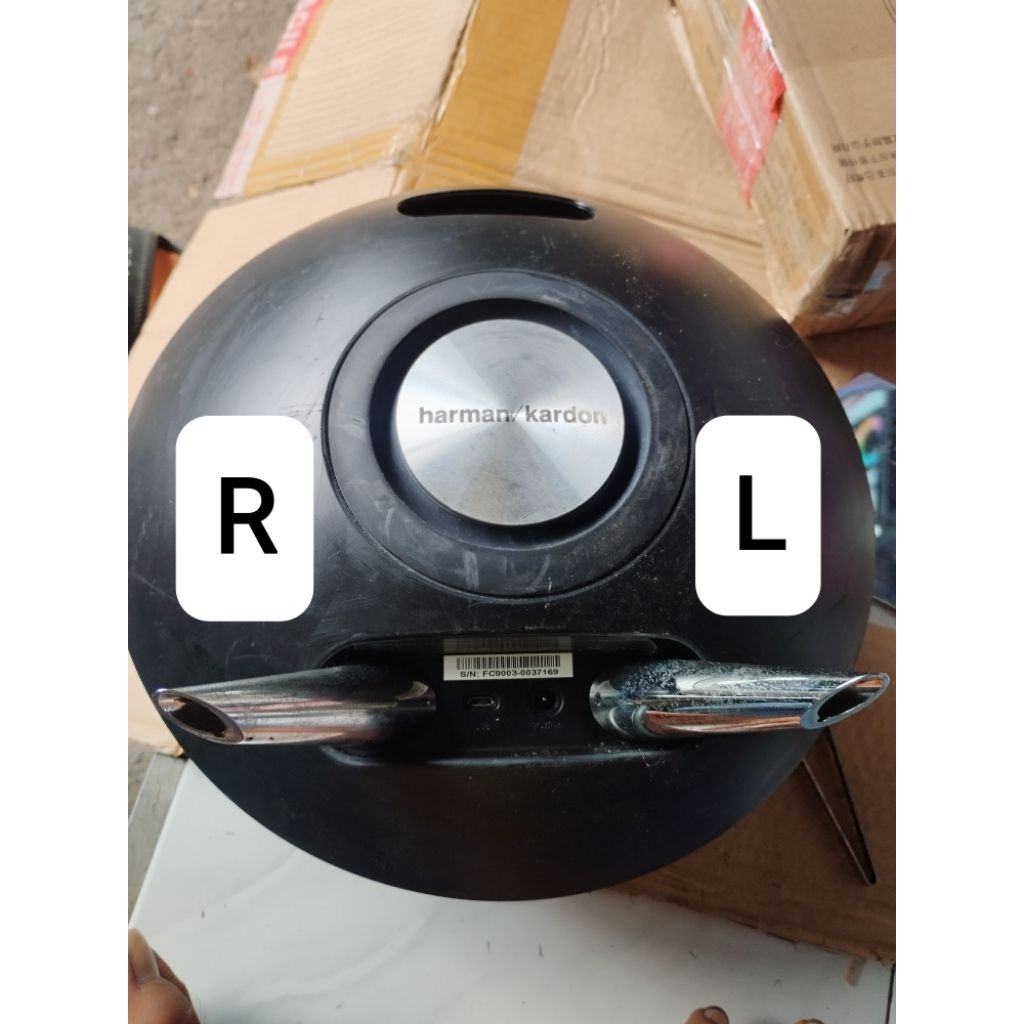 kaki harman kardon onyx 1 onyx 2