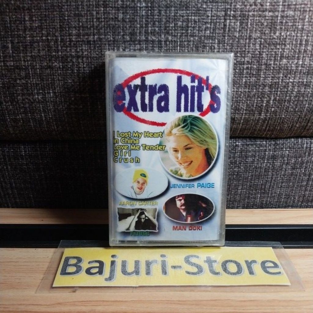 Kaset Pita "Man Doki" "T EE" "Ferris" "Aaron Carter" "Karen Mc Sween" "Jennifer Paige" " Bravo All S