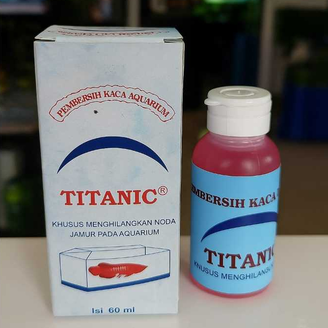 CAIRAN PEMBERSIKAN KACA AQUARIUM / KACA, TITANIC PEMBERSIH KACA AQUARIUM TITANIC 60 ML OBAT JAMUR