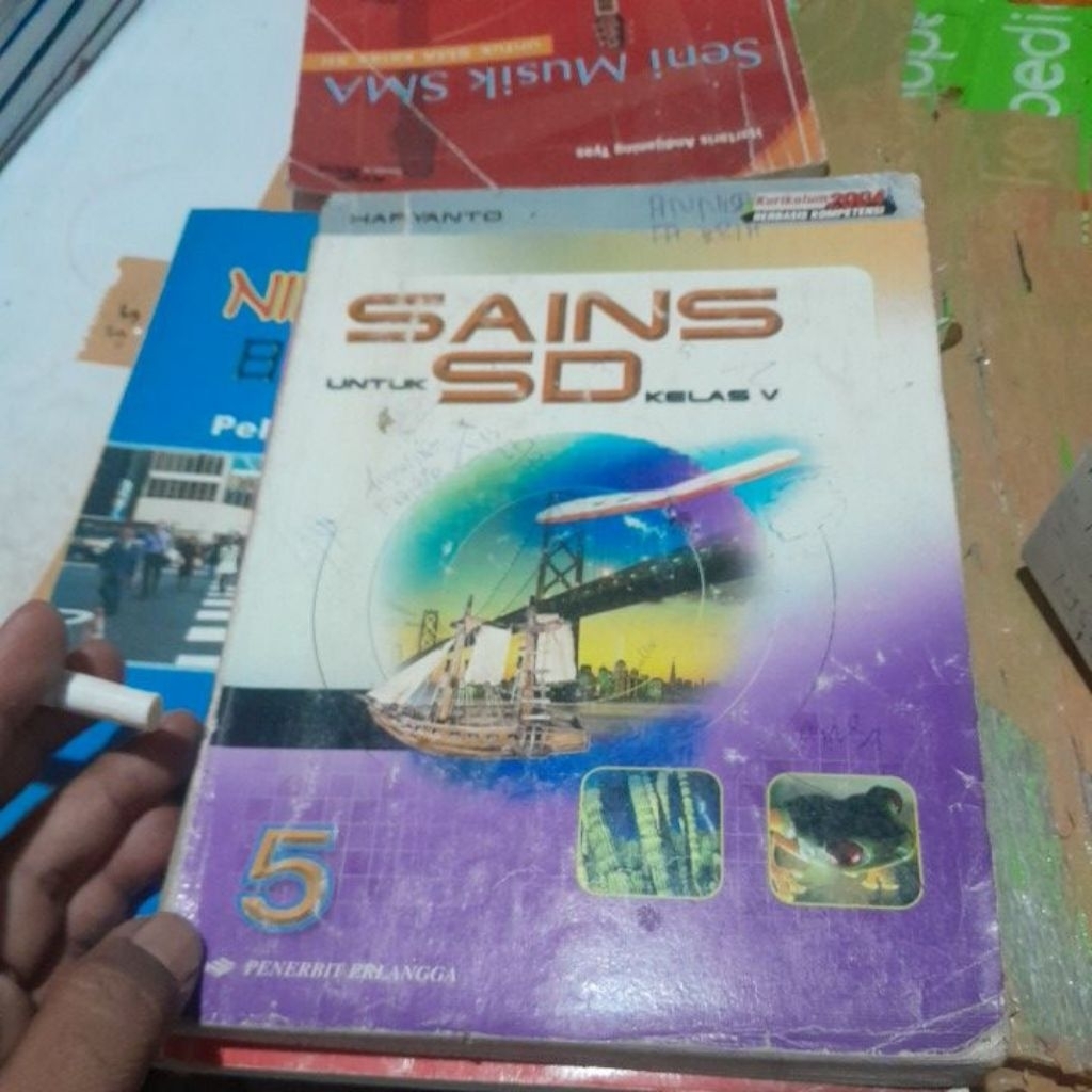 BUKU SAINS UNTUK SD KELAS V/5 KURIKULUM 2004 PENERBIT ERLANGGA