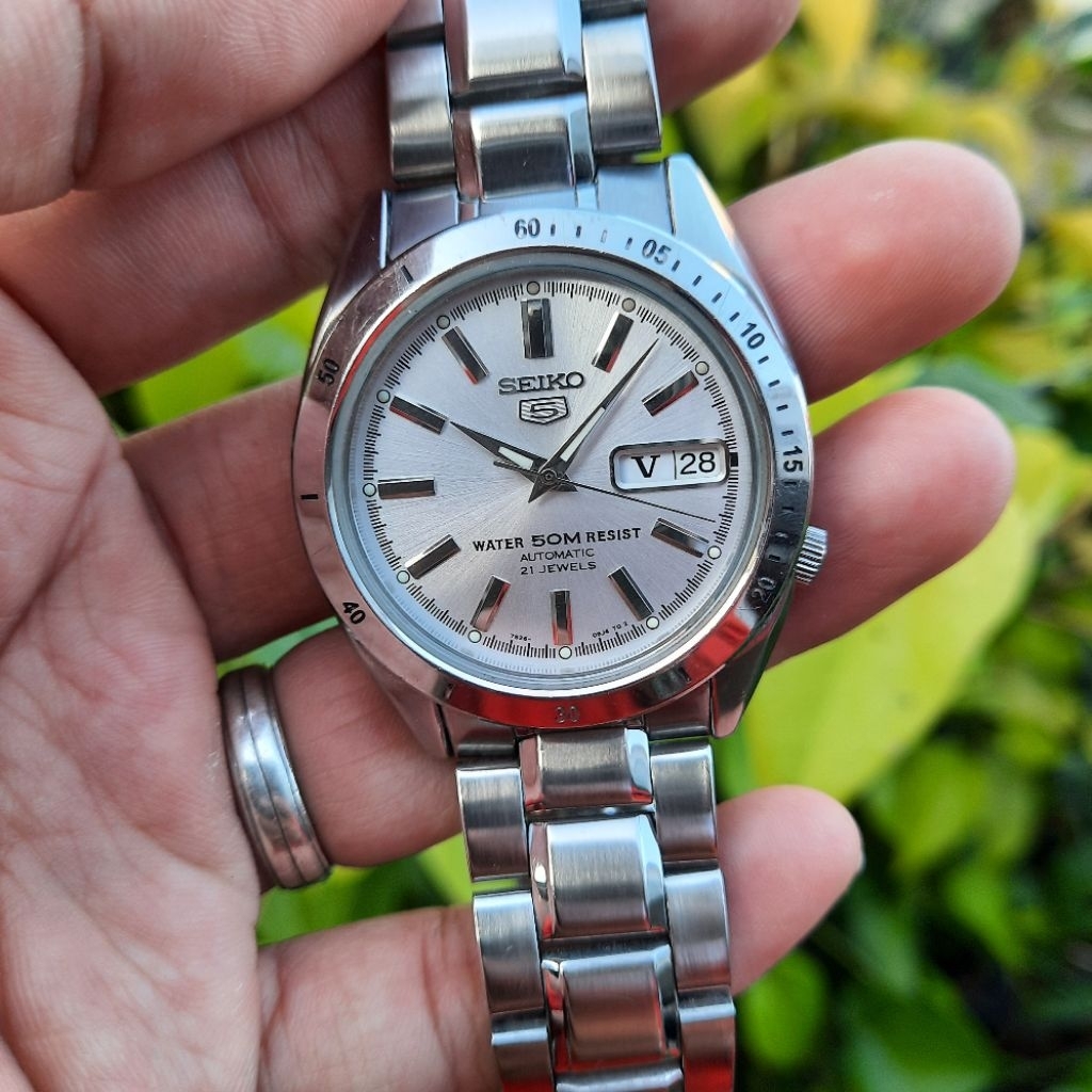 Seiko 5 Automatic SNKF47K1 White Dial Sunbrust 7s26-03C0 SNKF47 Not SNXS73