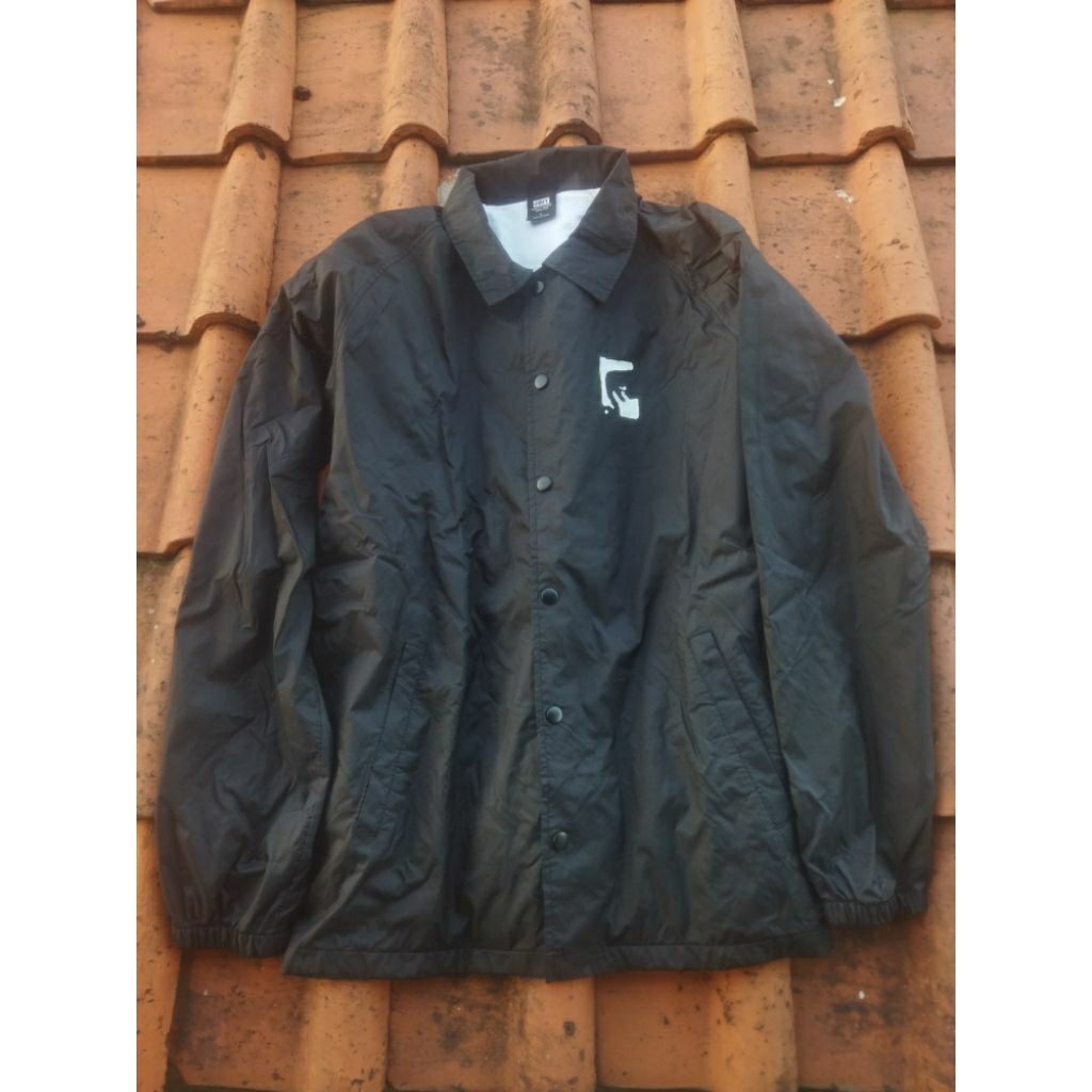Jaket Coach Obey