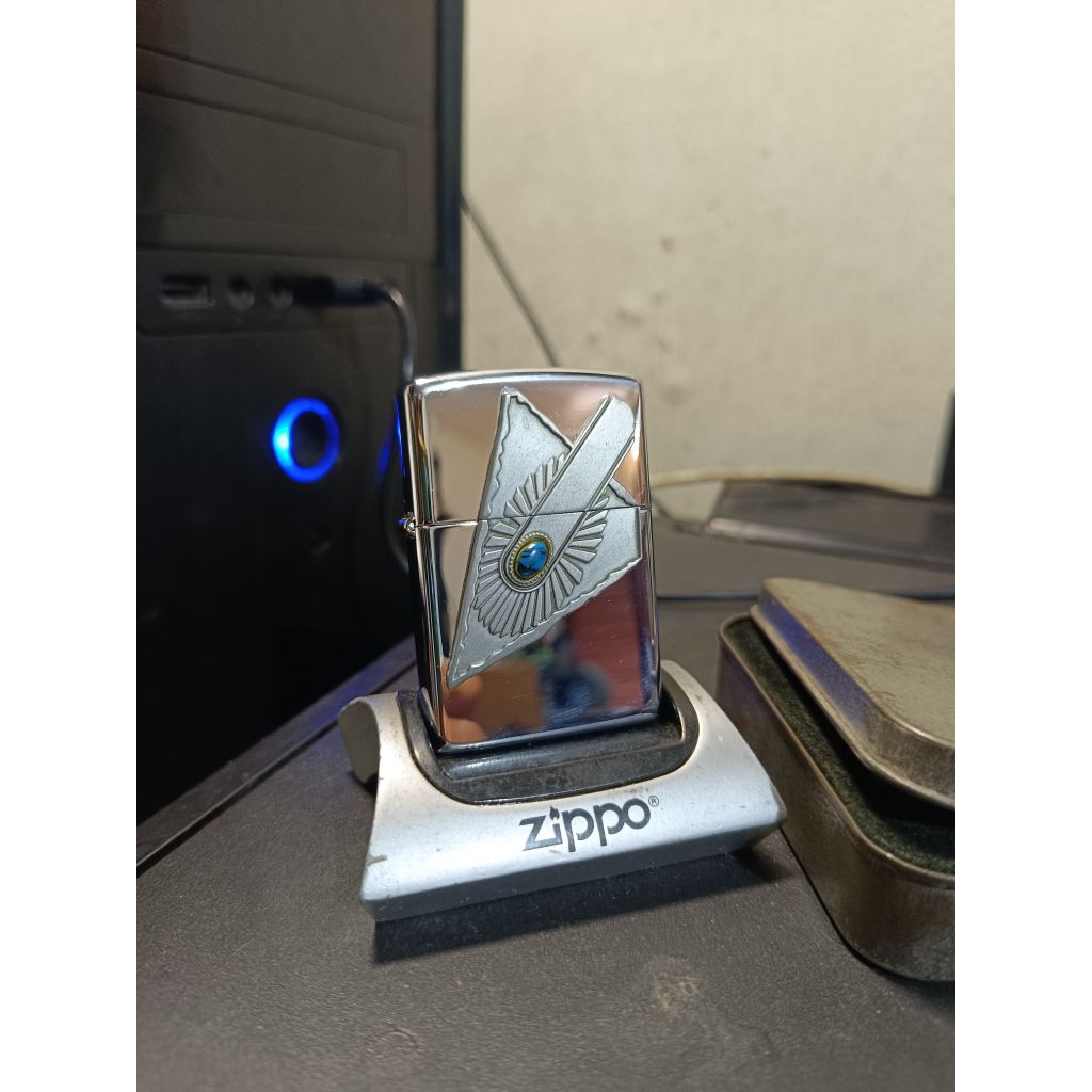 Zippo Turquoise Arrowhead Emblem 2000 XVI - European Market