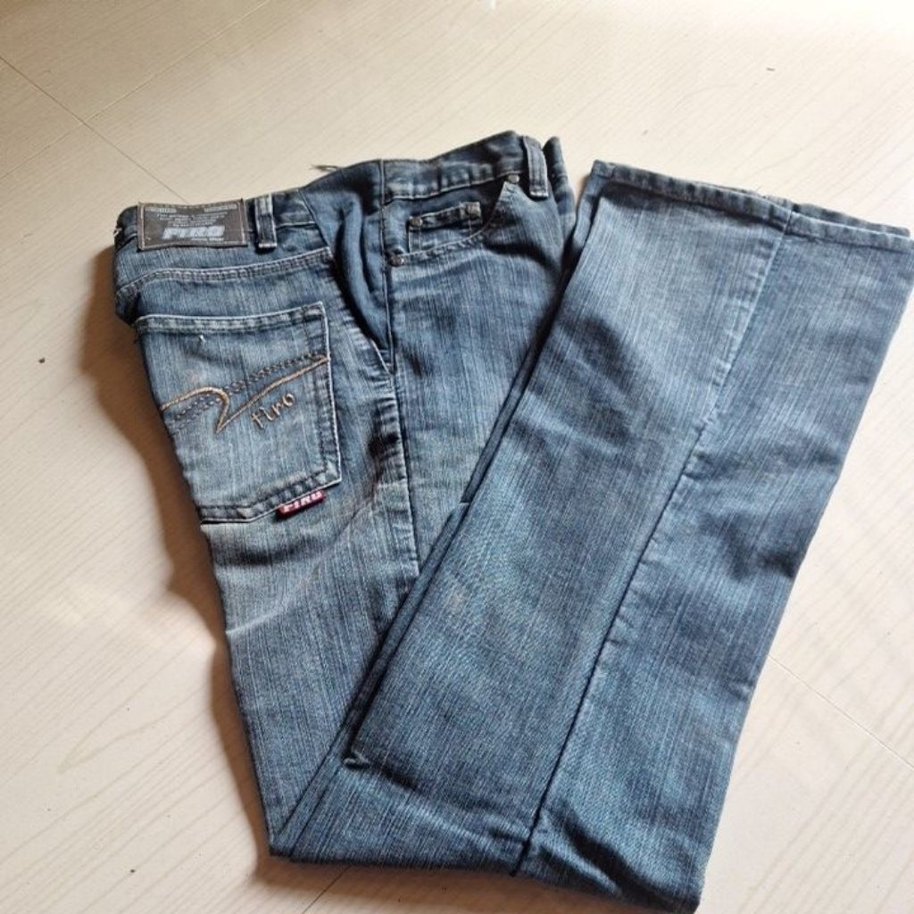 OBRAL CELANA JEANS MURAH trade mark FIRO Jeans