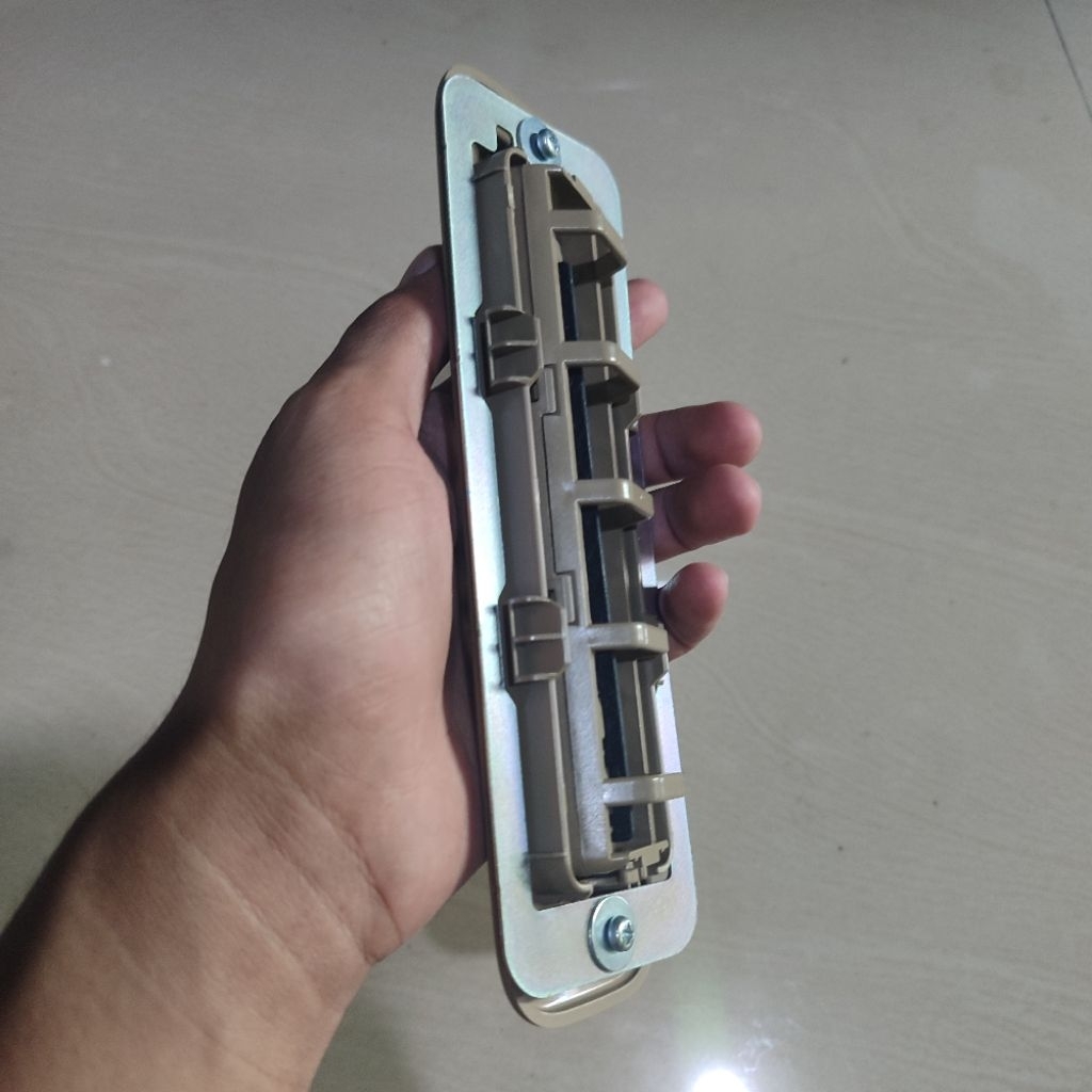 KISI KISI AC PLAFON MITSUBISHI PAJERO SPORT 2009-2015