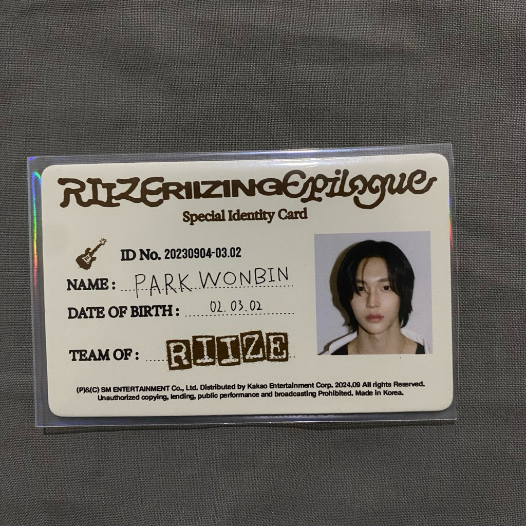 

WTS PC ID Card official Epilogue Travel Bag Wonbin