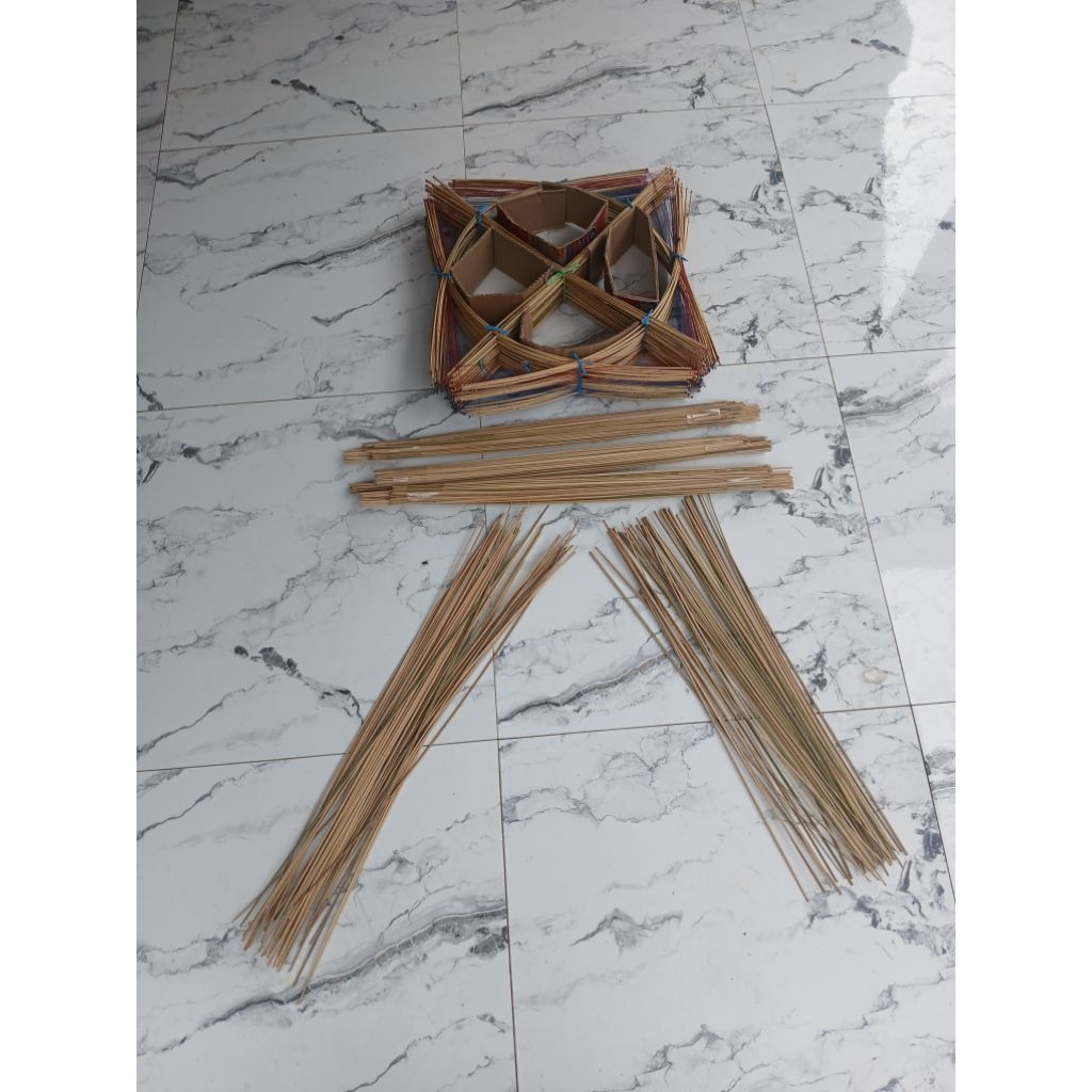 rangka layangan sukhoi turnament isi 10 pasang